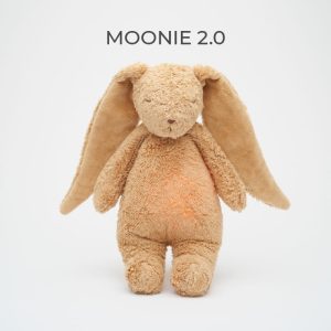 MOONIE 2.0 CAPPUCCINO- SZUMIĄCY KRÓLICZEK ORGANIC Z LAMPKĄ