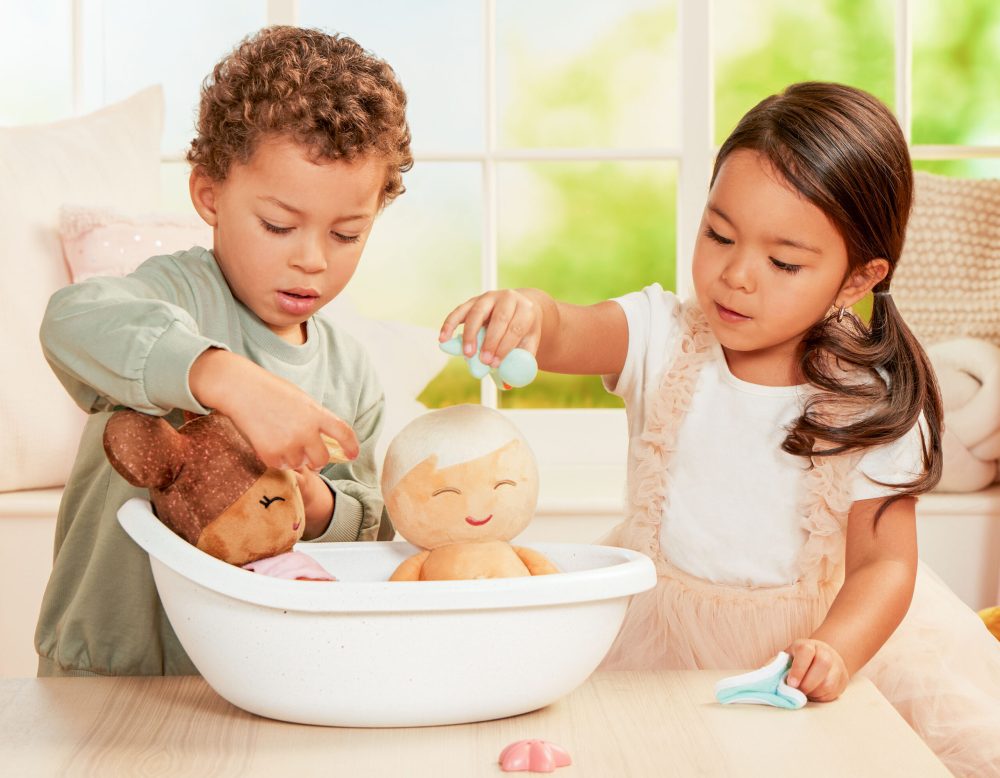 LullaBaby bath doll – lalka przytulanka DO KĄPIELI – szatynka, wersja bez ręczniczka5
